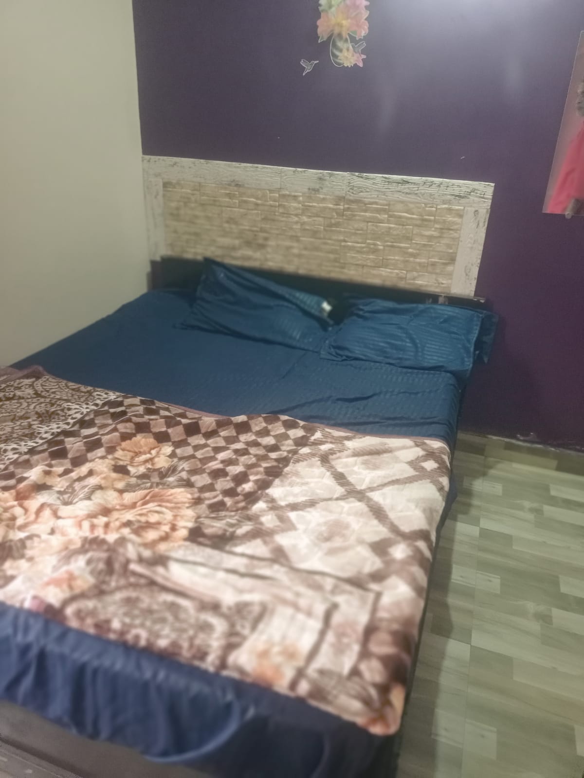 JJ Royal Residency Room 4